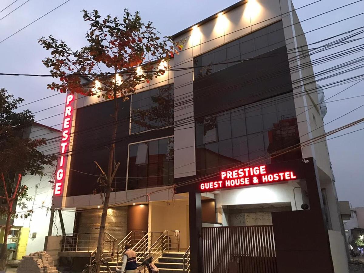 Prestige Guest House & Hostel Bilaspur  Bagian luar foto