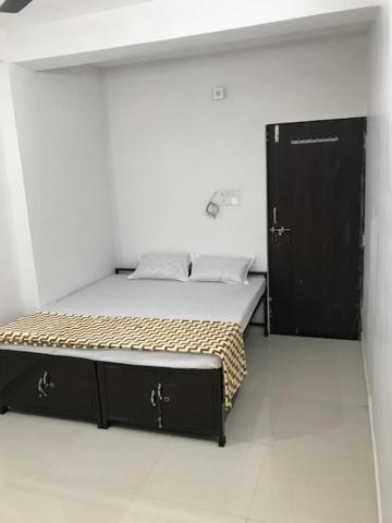 Prestige Guest House & Hostel Bilaspur  Bagian luar foto