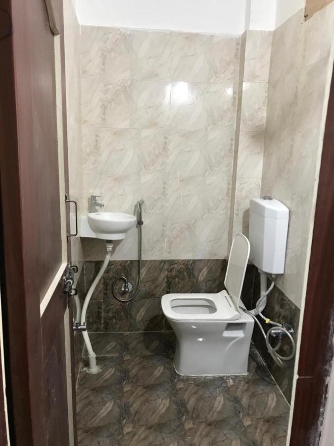 Prestige Guest House & Hostel Bilaspur  Bagian luar foto