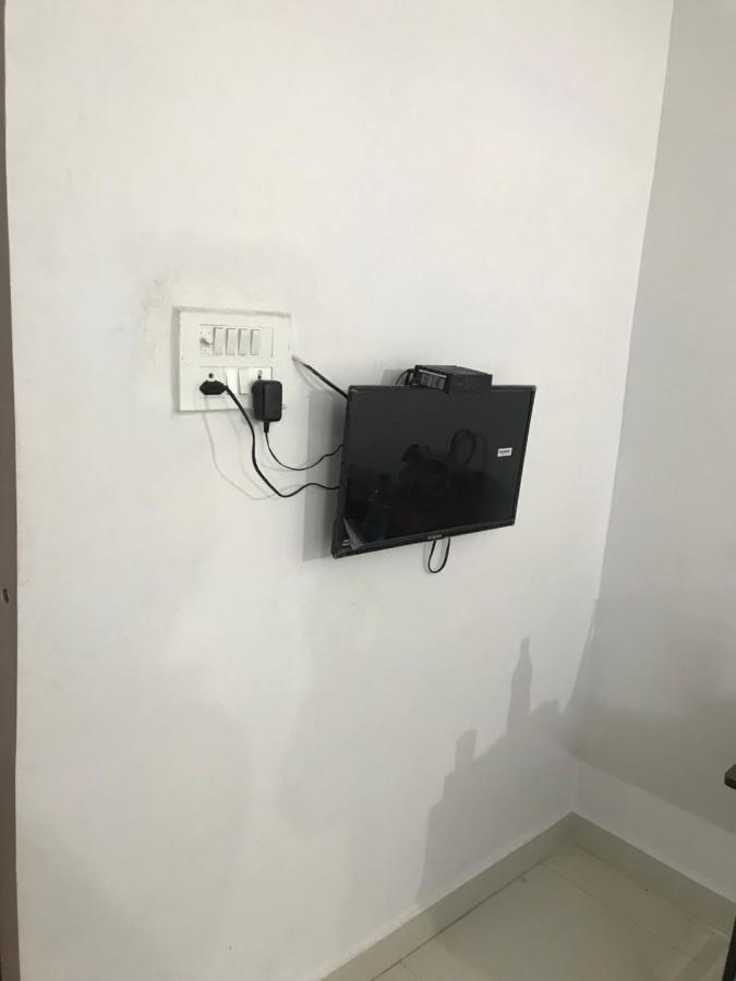 Prestige Guest House & Hostel Bilaspur  Bagian luar foto