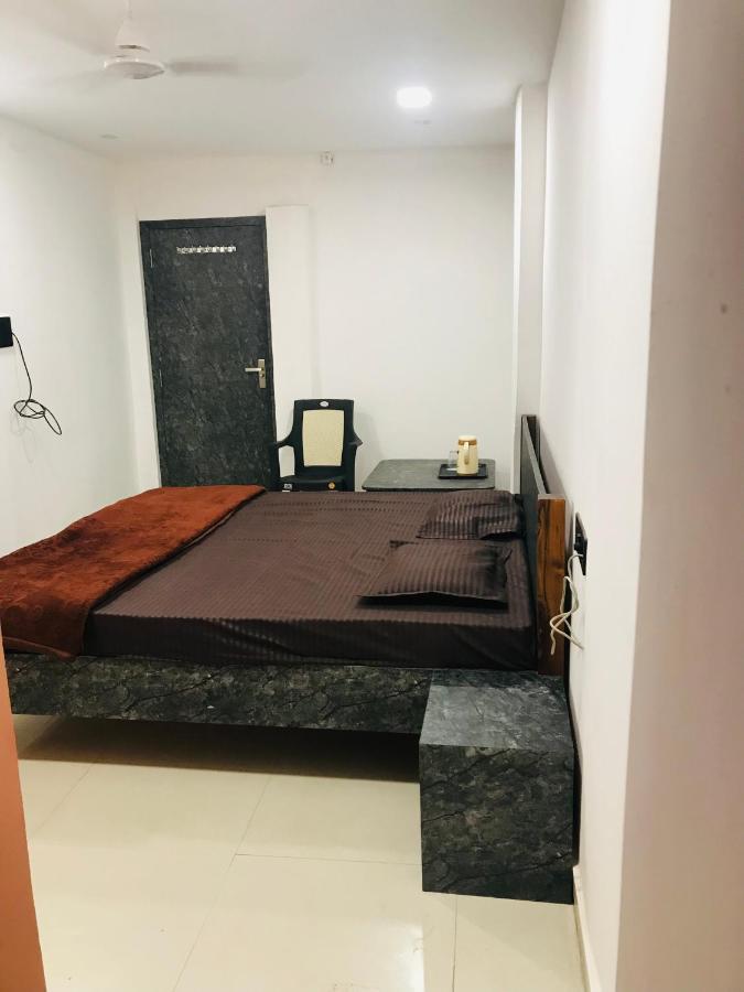 Prestige Guest House & Hostel Bilaspur  Bagian luar foto