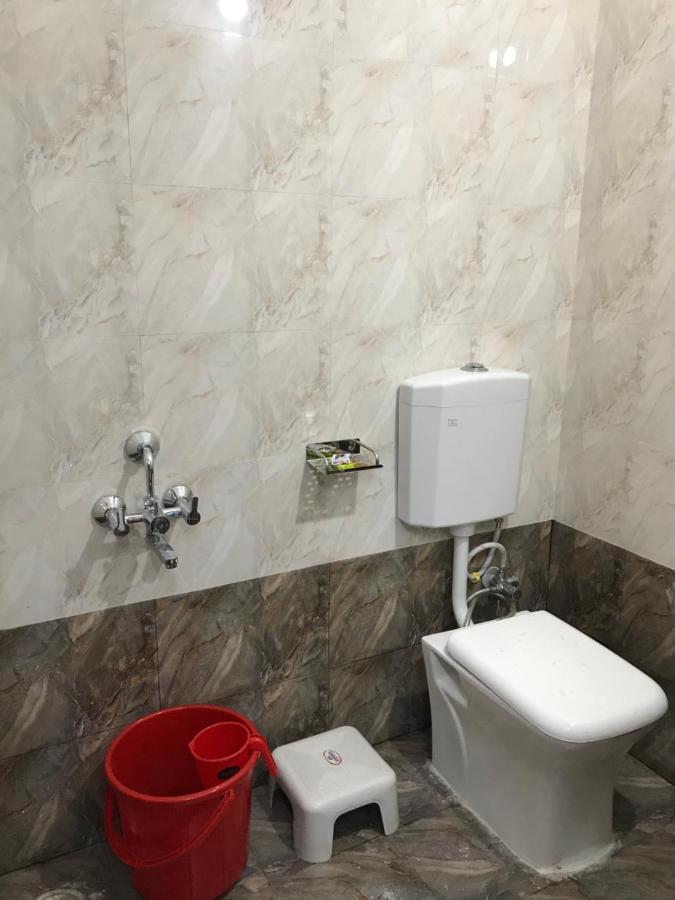 Prestige Guest House & Hostel Bilaspur  Bagian luar foto